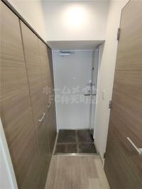 シンプルで使いやすい玄関です