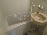 落ち着いた空間のお風呂です