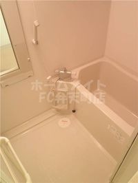 日々の疲れを癒すお風呂付です