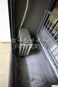 お洗濯にも便利なバルコニー付き