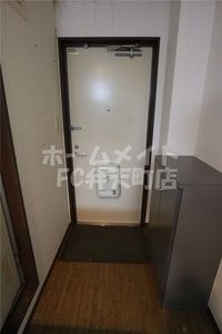 落ち着いた玄関です