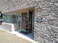 毎日通るエントランスはこのようになっています