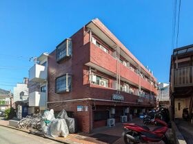 パステル小山の外観