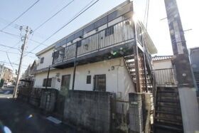高梨アパートの外観