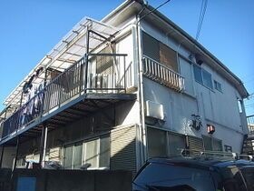 ニュー小林セブンハイツの外観