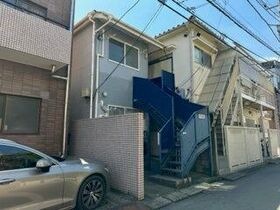 ドルフ本町A棟の外観