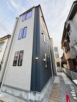 アクシス西新井の外観