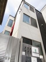 AVENIR町屋の外観