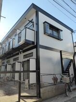 レオパレス用賀の外観