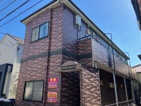 ライフピアシャルムの外観