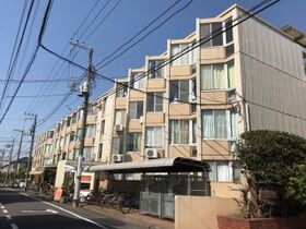 グリーンハウスNo2の外観
