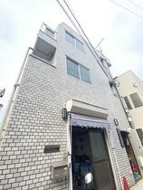 平井マンションの外観