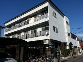 創和コーポの外観