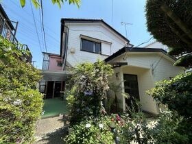 メゾン室野井の外観