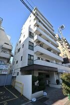 ライオンズマンション方南町駅前の外観