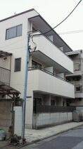 Ｃ’ｅｓｔｃｉｎｑの外観