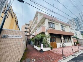 ダイホープラザ千歳烏山A棟の外観