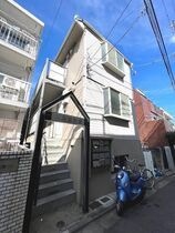 渋谷区本町3丁目の外観