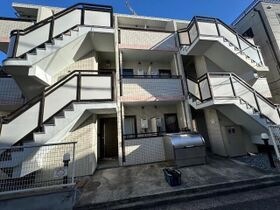 ベルメゾン池袋の外観