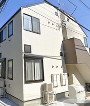 ガジョーニの外観