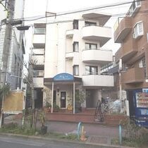 パレスハイツ千歳烏山の外観