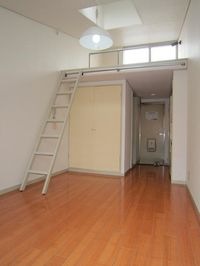 居間
