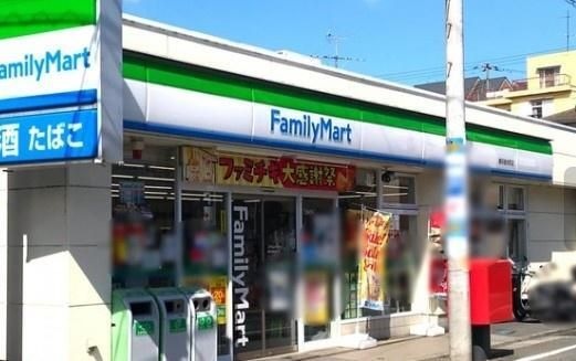 ファミリーマート横浜釜台町店