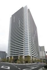 写真:プラウドタワー小岩フロントの外観