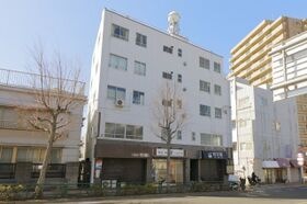 サンケイビル の外観