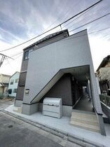 ハルティーニ　の外観