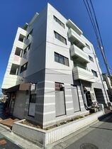 エメラルドマンションの外観