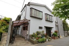 ユタカコーポの外観