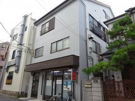 サンステイタス の外観