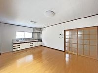 居間