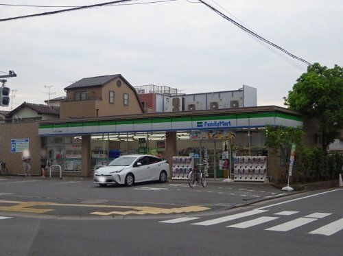 ファミリーマート江戸川上篠崎店