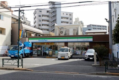 写真:ファミリーマート西小岩二丁目店