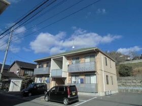 シャーメゾン岩鼻の外観