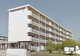 ビレッジハウス宇部4号棟の外観