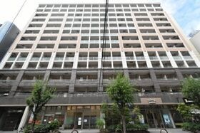 パークフラッツ江坂の外観