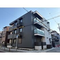 スペチアーレ太子橋の外観