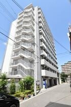 エステムコート新大阪9グランブライトの外観