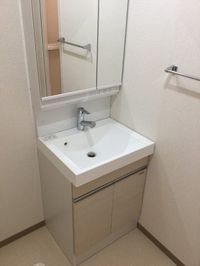独立洗面台