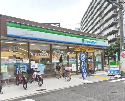 ファミリーマート 中本三丁目店