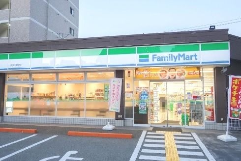 ファミリーマート 西淀川野里店