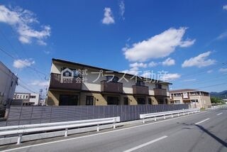 写真:ルナセジュールA棟の外観