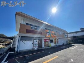 コーポマルニシの外観
