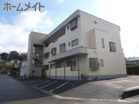 マンション若山の外観