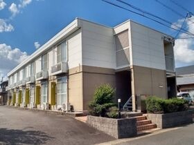 レオパレスファーストウィングの外観
