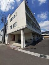 メゾン西川手の外観