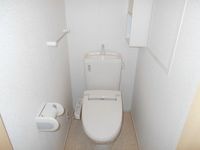 ゆったりとした空間のトイレです